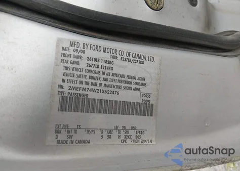 2001 Mercury Grand Marquis Gs z USA, uszkodzony, nr VIN 2MEFM74W21X622476